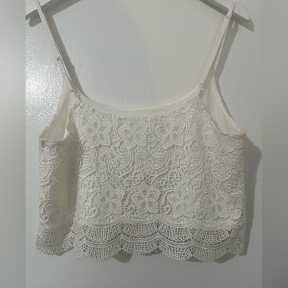 BNWT crochet tank - Picture 2 of 2
